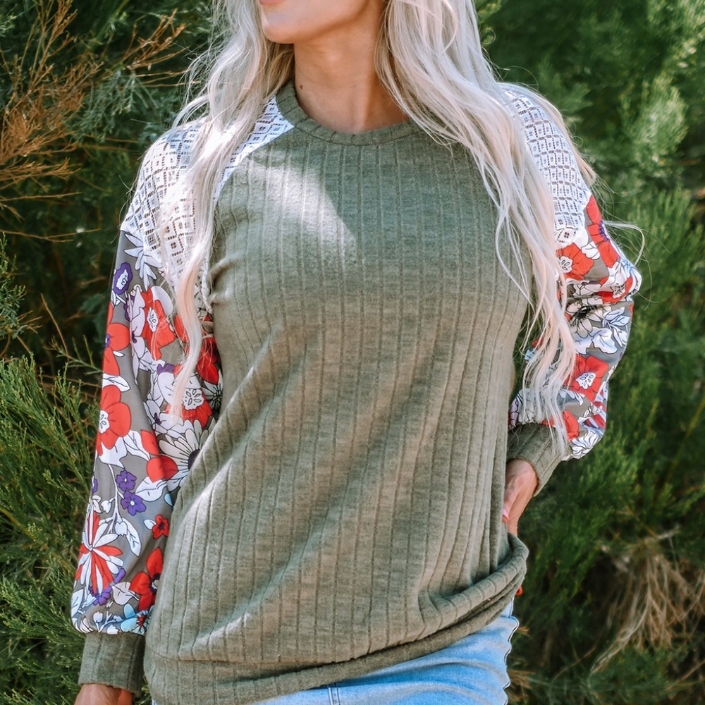 Laurel Green Floral Patchwork Long Sleeve Ribbed Blouse - Picture 3 of 13